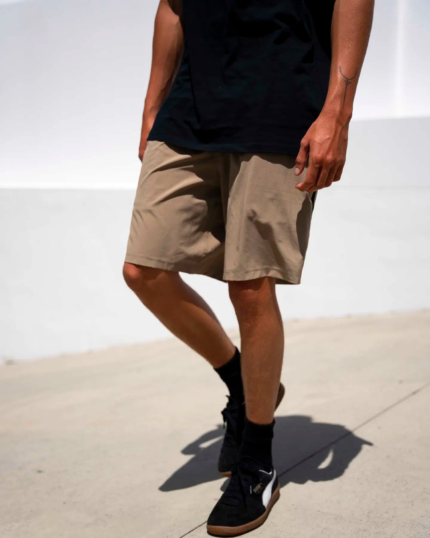 Follow Tech Shorts - Deep Taupe 10