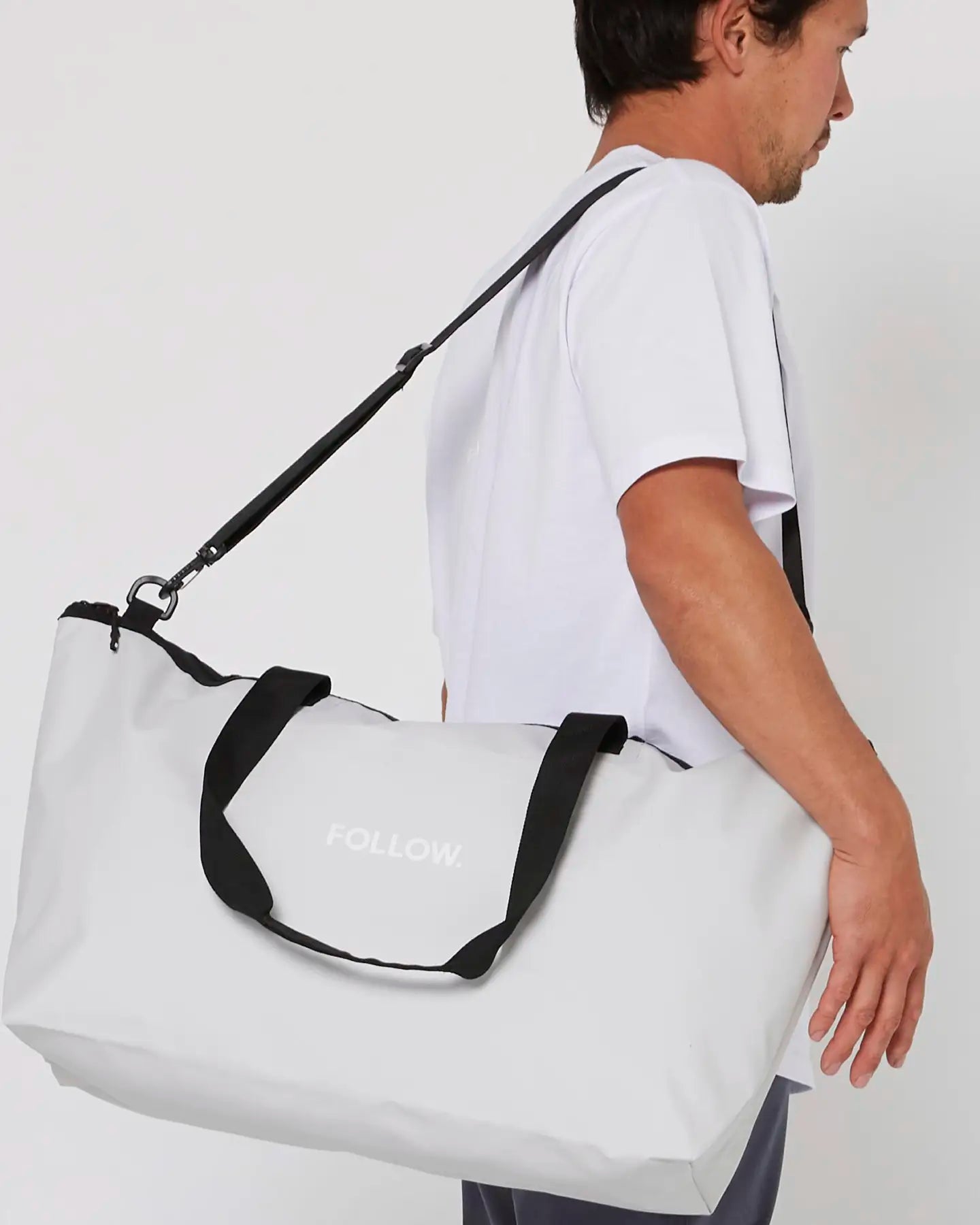 Follow Life Board Travel Bag - Light Grey lifestyle 2