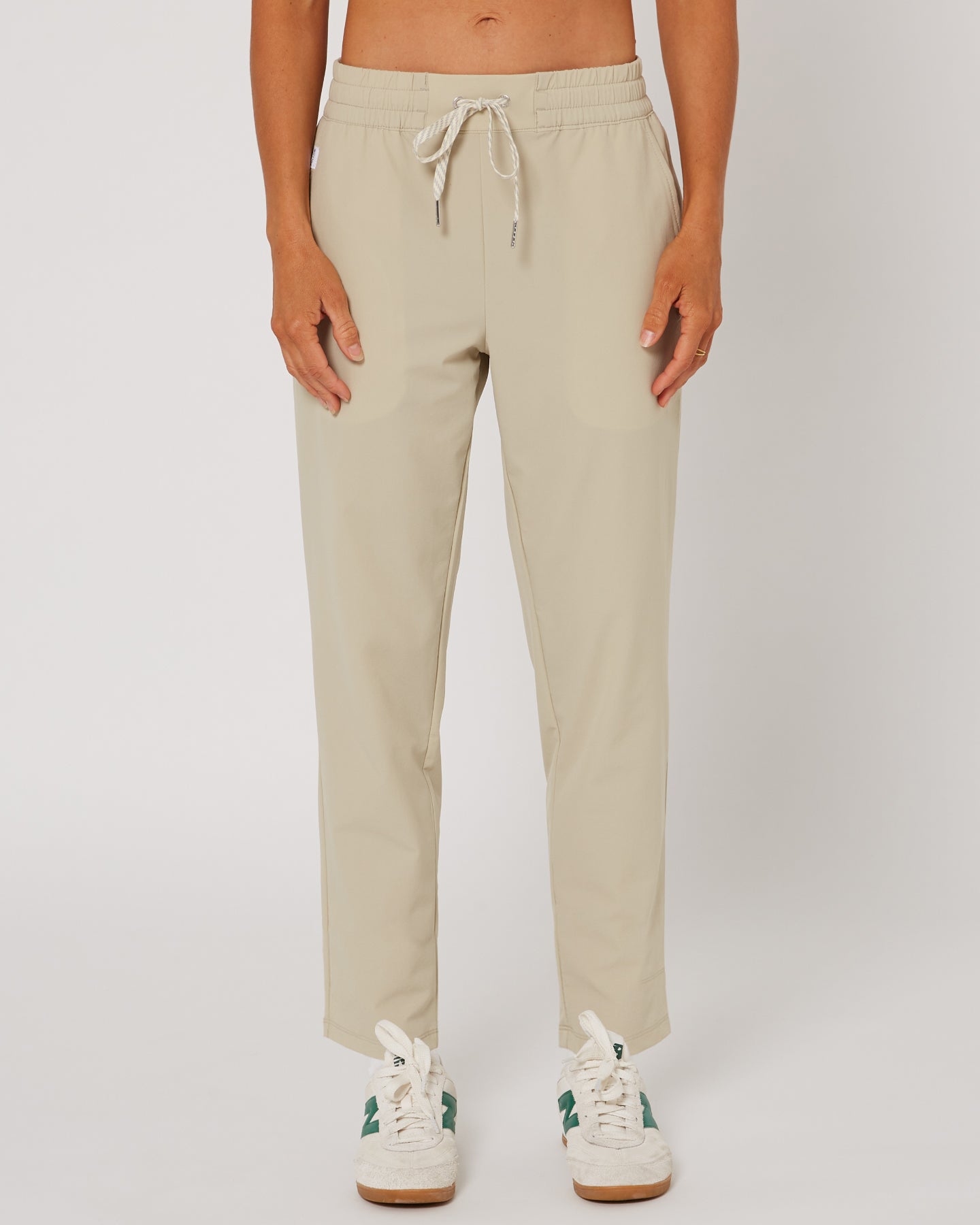 Follow Amora Pant - Cream 11