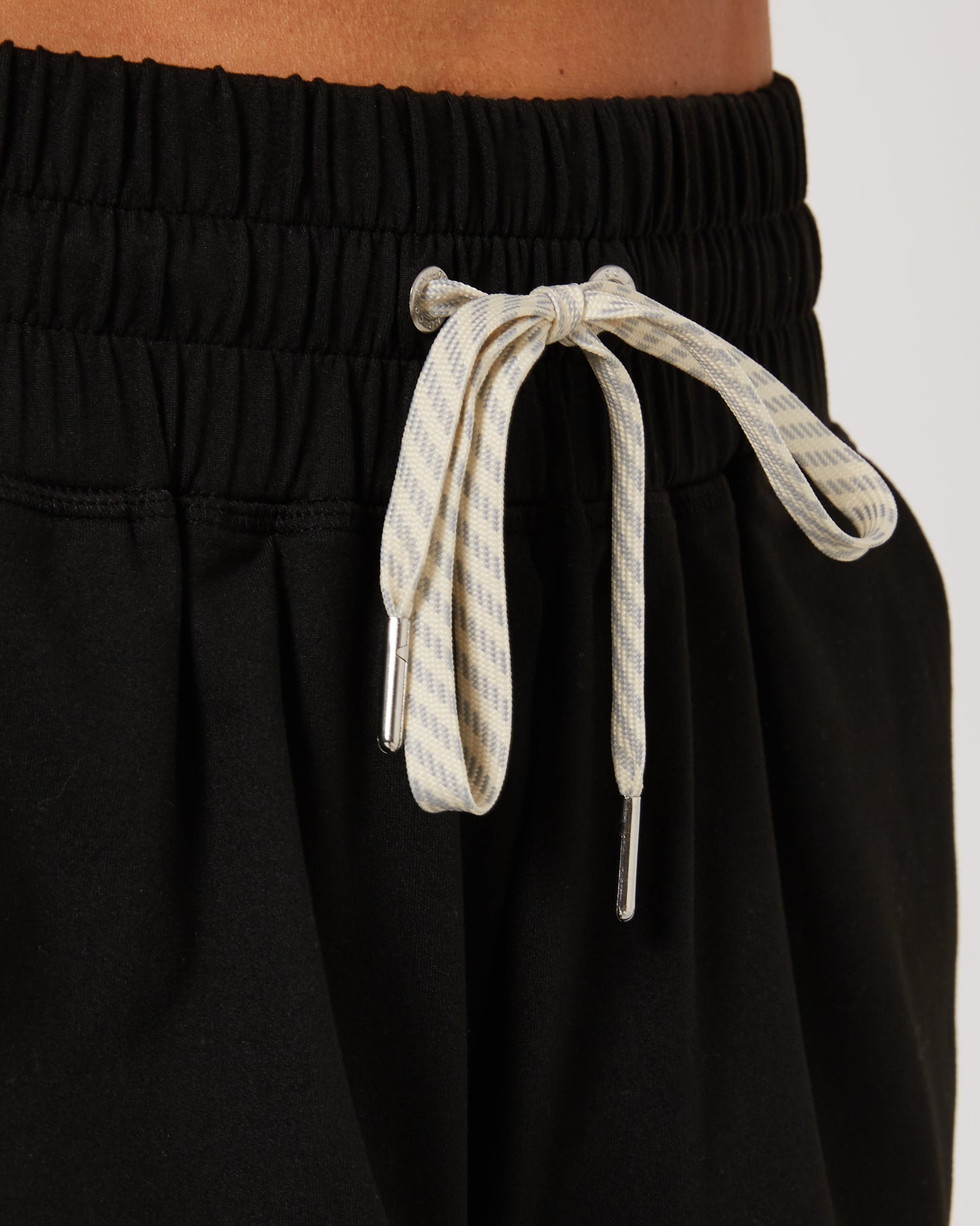 Follow Serena Shorts - Black 6
